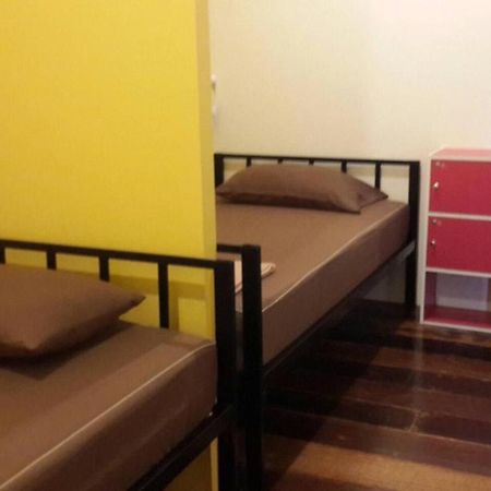 Viman Guesthouse Bangkok Bagian luar foto