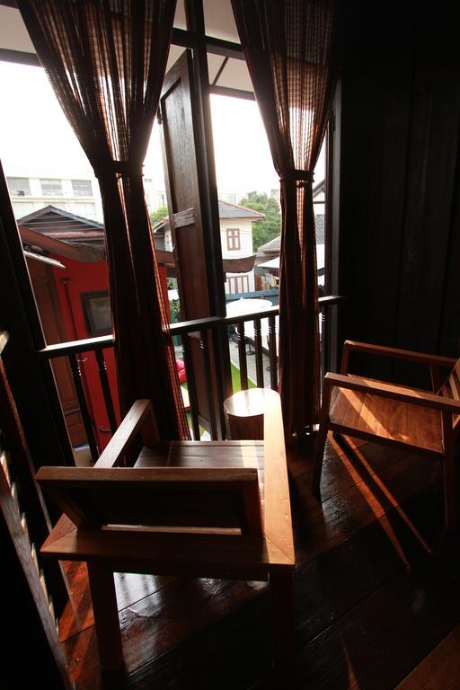Viman Guesthouse Bangkok Bagian luar foto