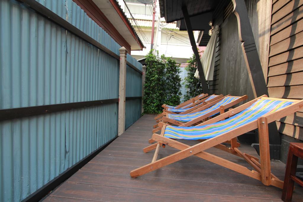 Viman Guesthouse Bangkok Bagian luar foto