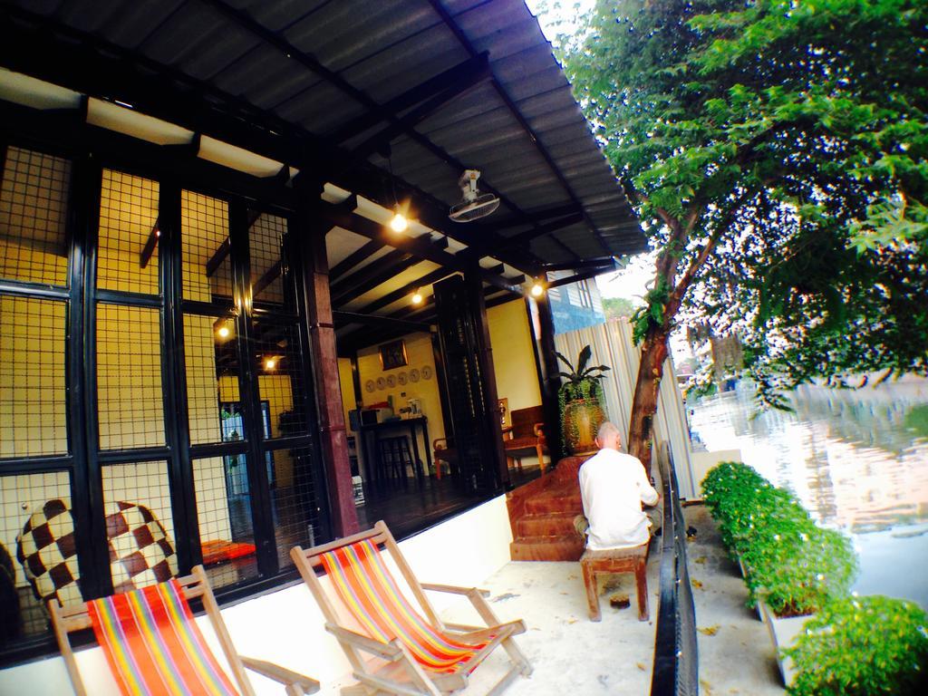 Viman Guesthouse Bangkok Bagian luar foto