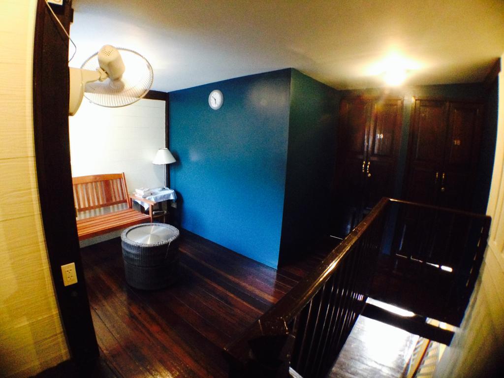 Viman Guesthouse Bangkok Bagian luar foto