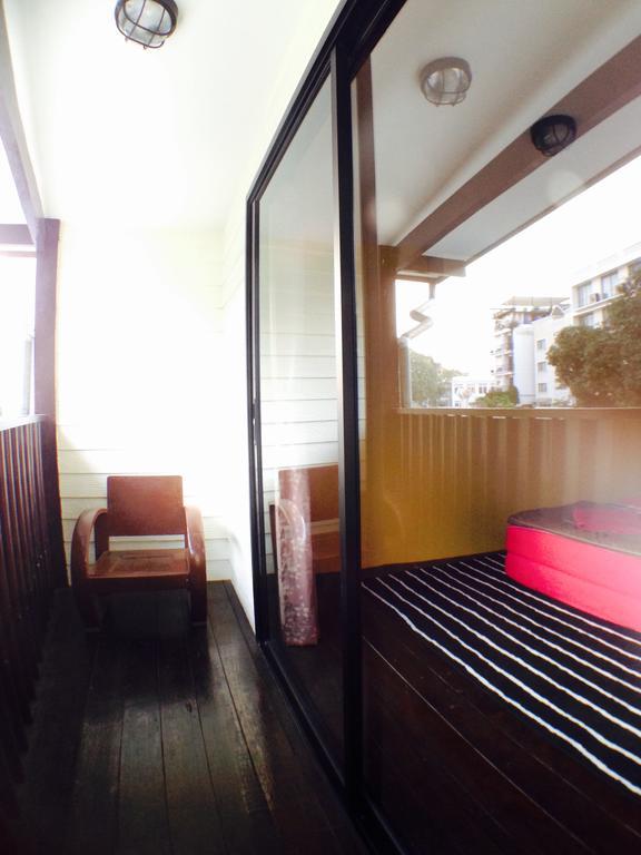 Viman Guesthouse Bangkok Bagian luar foto