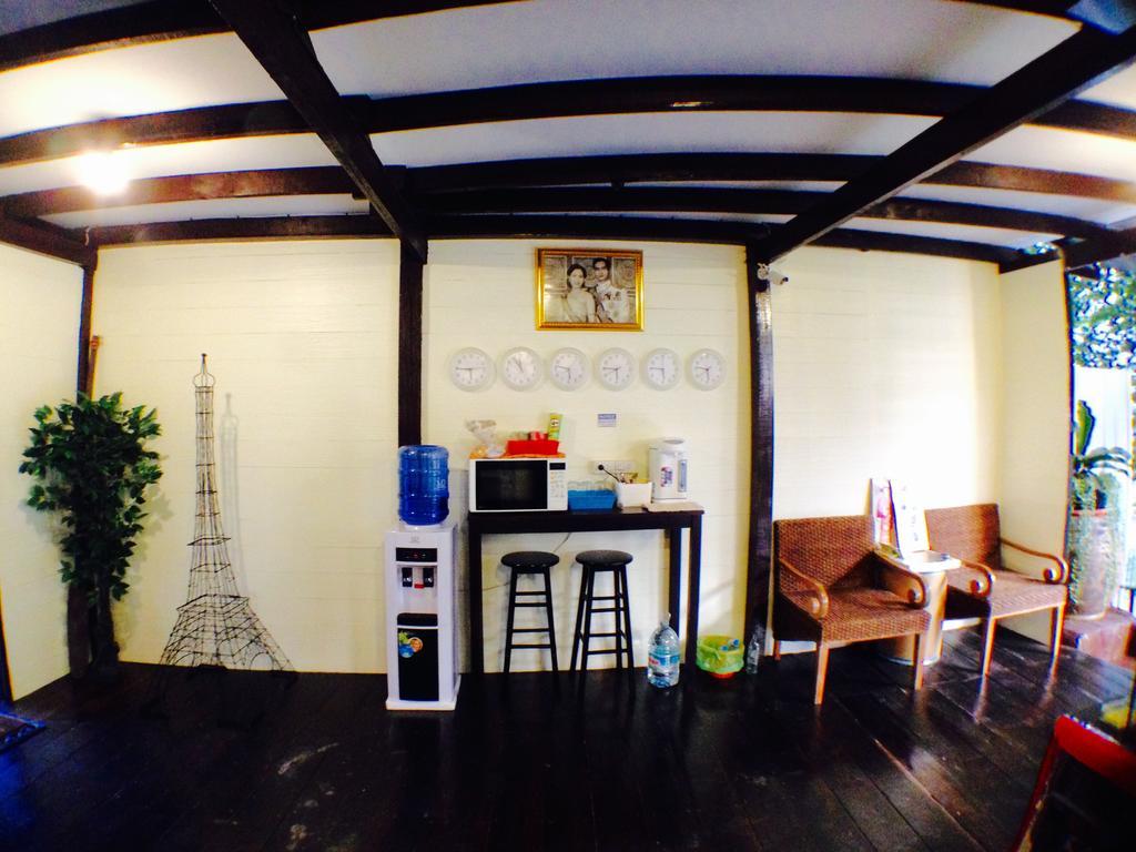 Viman Guesthouse Bangkok Bagian luar foto