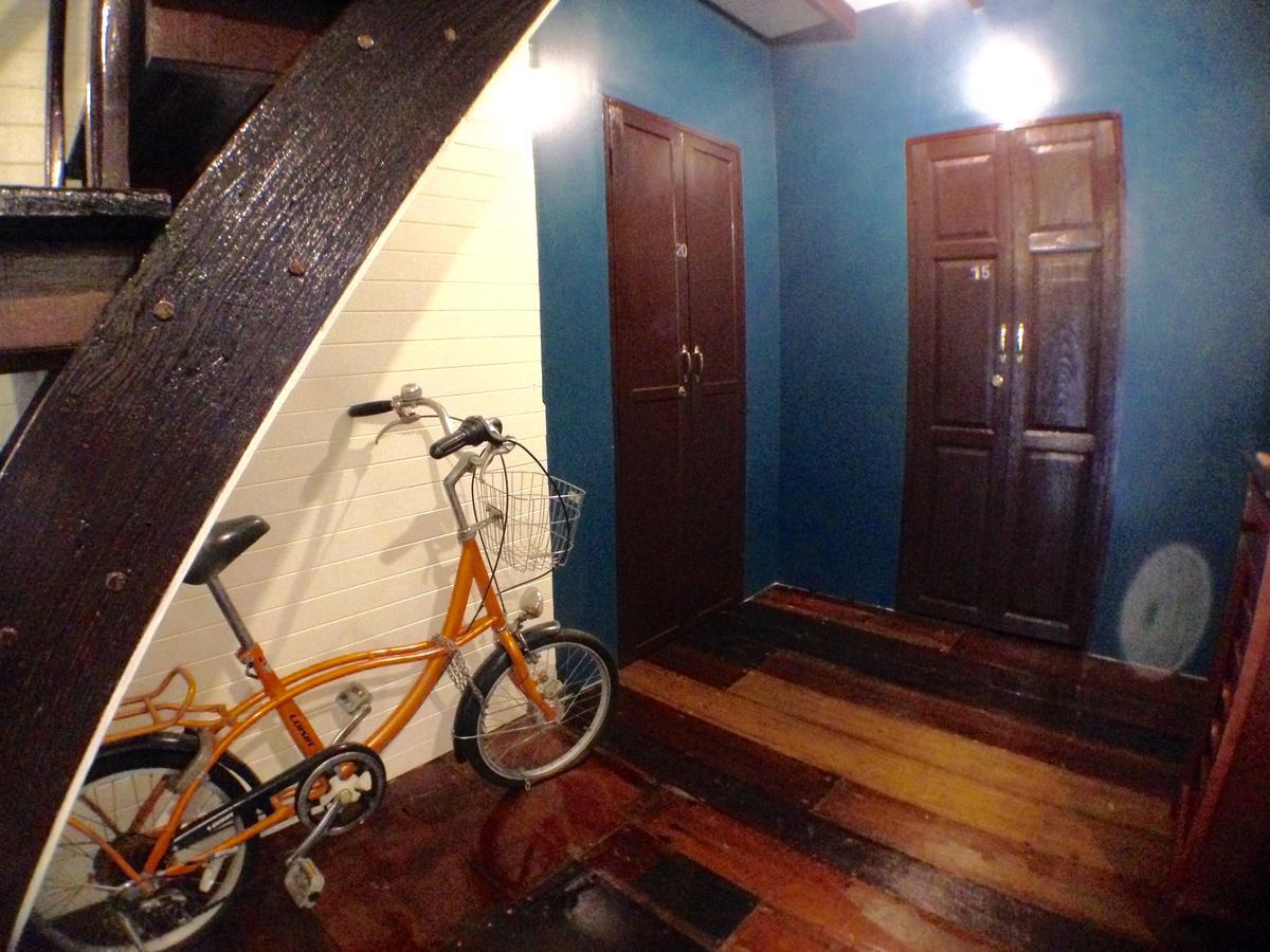 Viman Guesthouse Bangkok Bagian luar foto