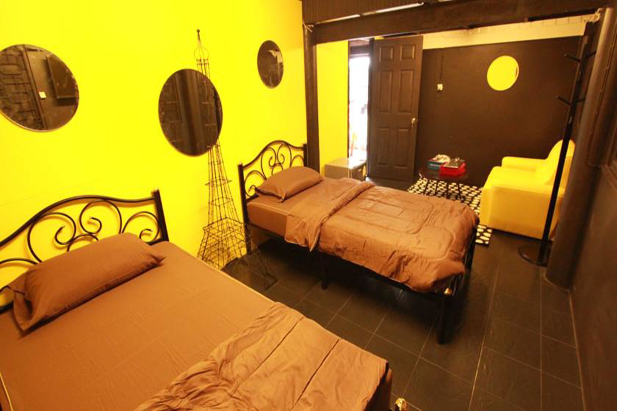 Viman Guesthouse Bangkok Bagian luar foto
